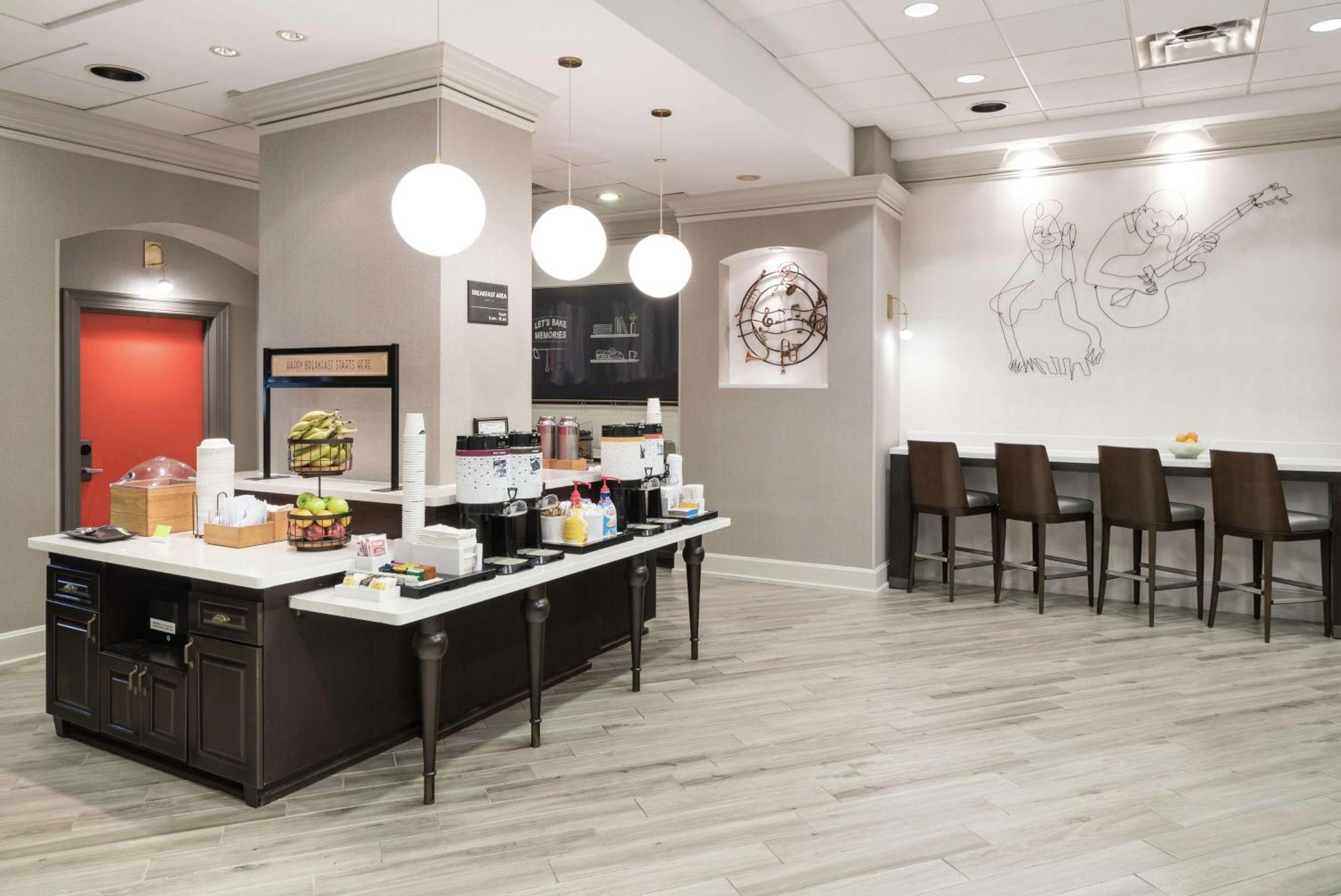 Hampton Inn & Suites Memphis-Beale Street Exteriör bild
