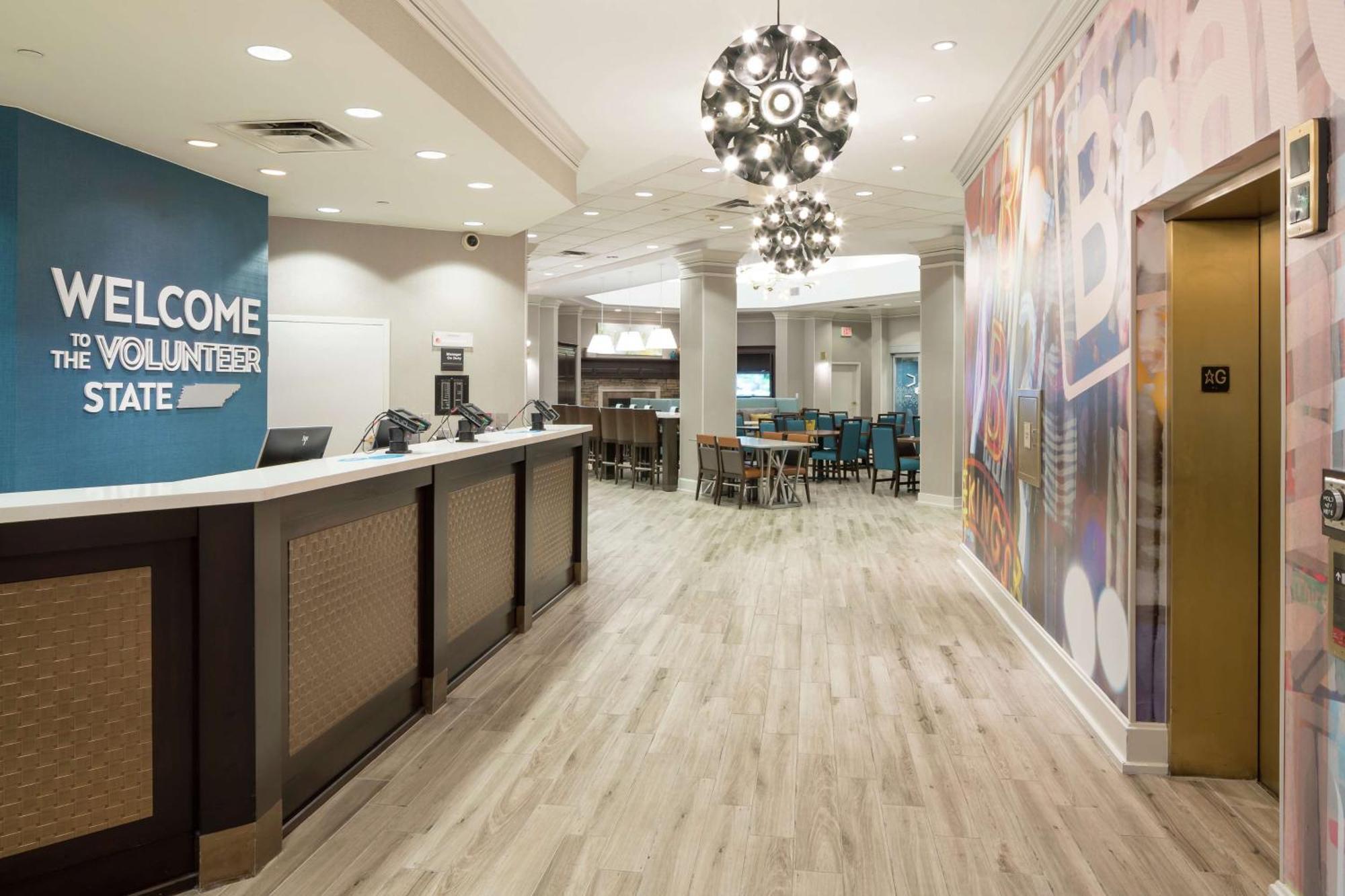 Hampton Inn & Suites Memphis-Beale Street Exteriör bild